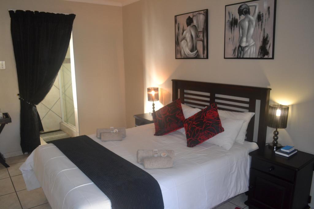 Castello Guesthouse Vryburg Esterno foto