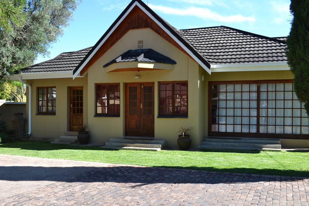 Castello Guesthouse Vryburg Esterno foto
