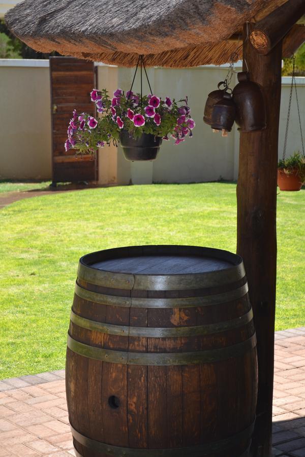 Castello Guesthouse Vryburg Esterno foto