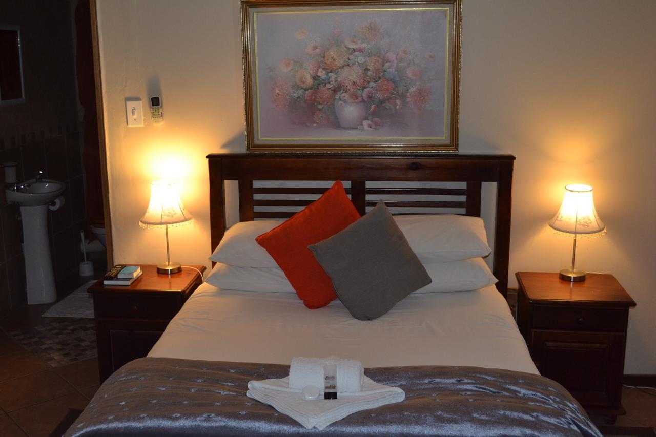 Castello Guesthouse Vryburg Esterno foto