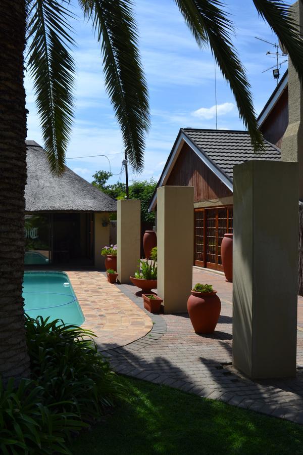 Castello Guesthouse Vryburg Esterno foto