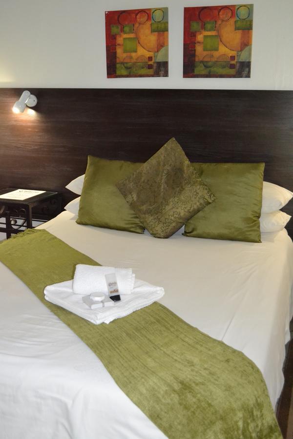 Castello Guesthouse Vryburg Esterno foto