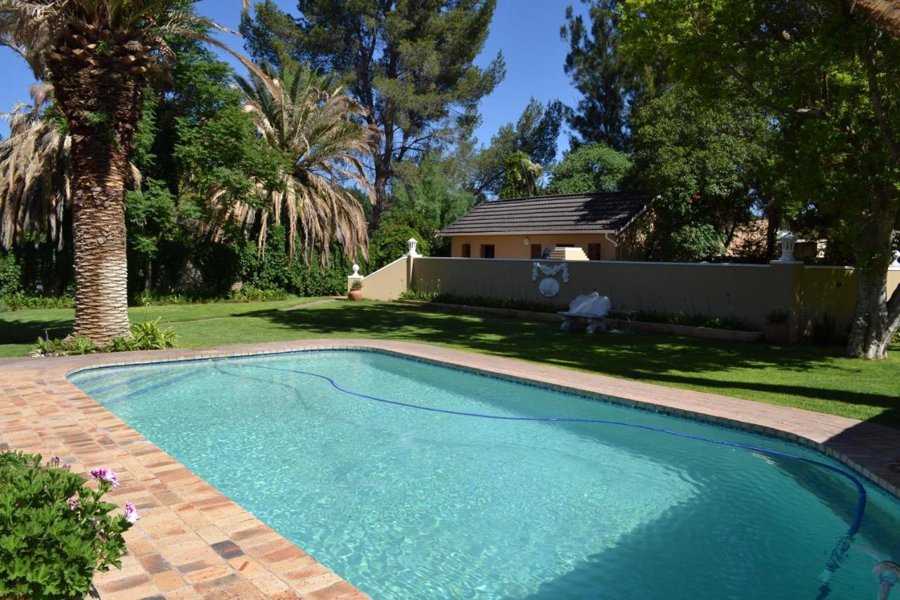 Castello Guesthouse Vryburg Esterno foto
